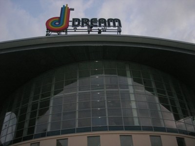  Dreamtown